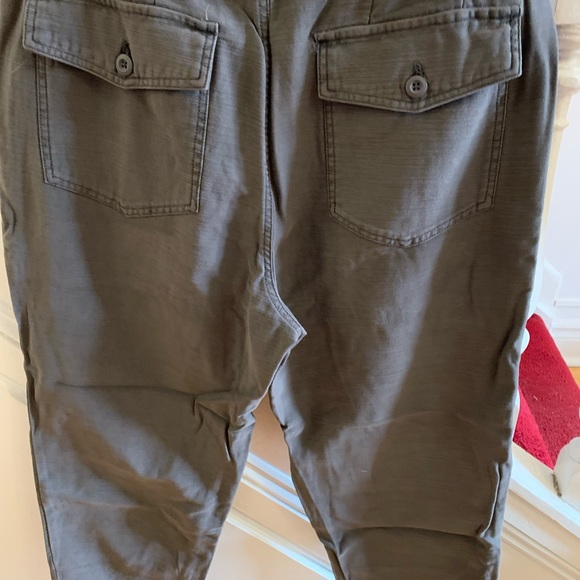 NWT Lucky Brand Slouchy Utility Grey Pants. Size 6. - Picture 3 of 3